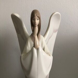 NAO by Lladro  An Angels Prayer porcelain figurine
